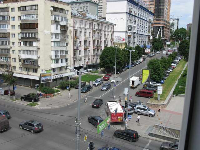 Апартаменты Квартира по улице Большая Васильковская, 114 Киев-35